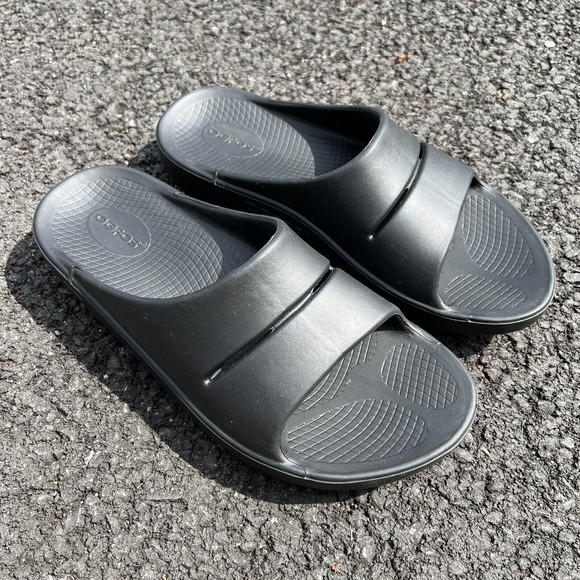 Oofos OOahh Slide Sandal Recovery Padded Shoe Black Size Men's 9 Women's 11 US - Picture 1 of 5
